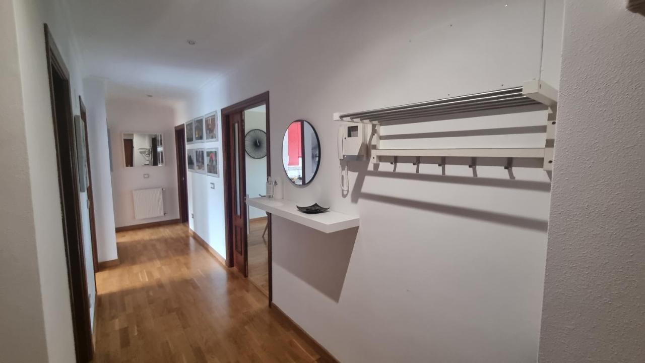 Piso Zona Hospital 6 Personas Appartement Oviedo Buitenkant foto