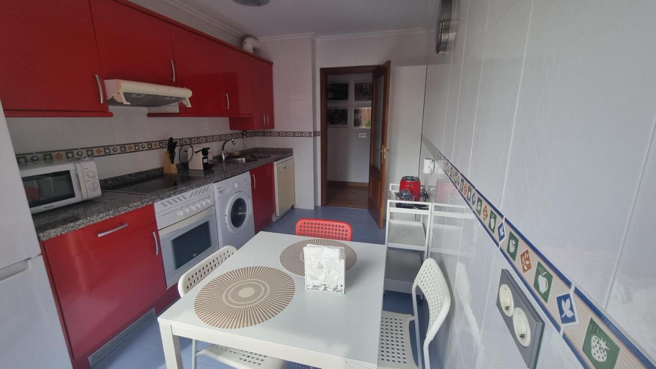 Piso Zona Hospital 6 Personas Appartement Oviedo Buitenkant foto